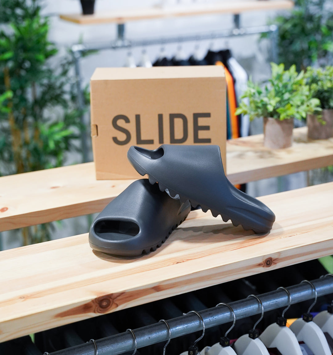 Yeezy Slide Onyx – OH Scotland Ltd